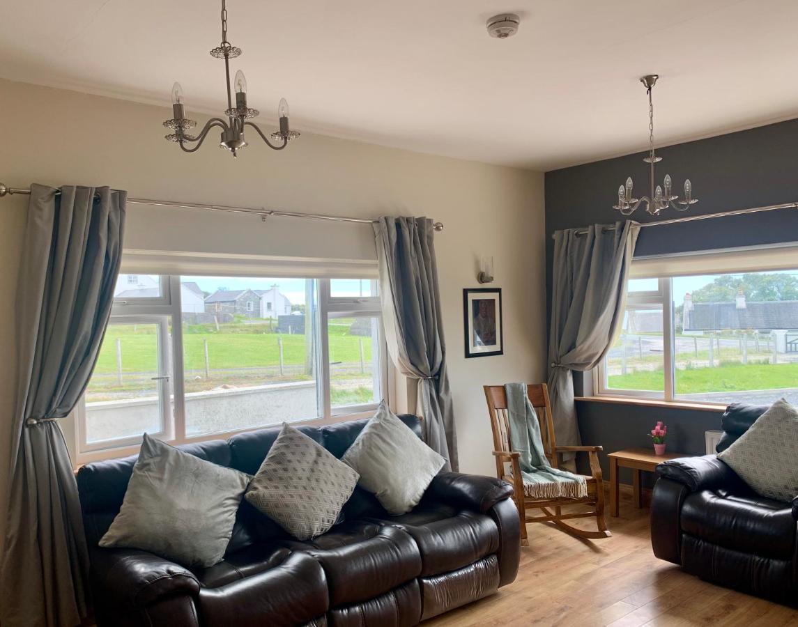 Wild Atlantic Way Cottage Dooagh Екстериор снимка